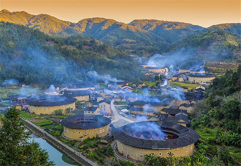 春节：丁屋岭，长汀.培田古名居，冠豸山.云水谣，南靖土楼永福樱花过春节5日4晚休闲活动